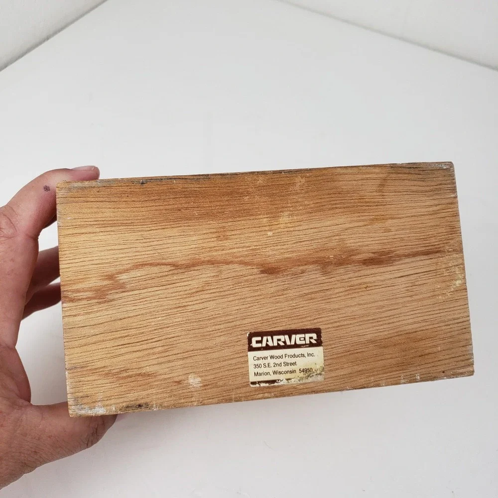 Vintage Carver WI Oak Recipe Box Clipped and Written Recipes + Blank Cards